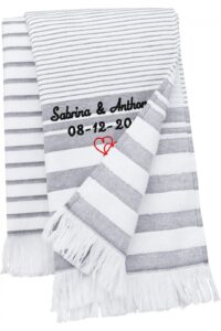 Fouta rayée avec frange